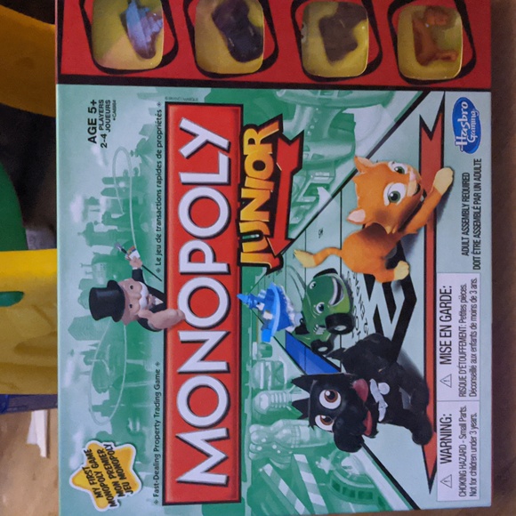 Monopoly Junior Board Game - Picture 1 of 2